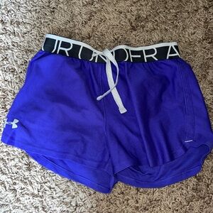 Girls Under armor, purple shorts